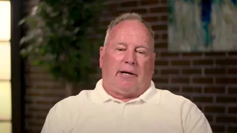 Hombre muere por unos minutos y revela qué existe en el más allá