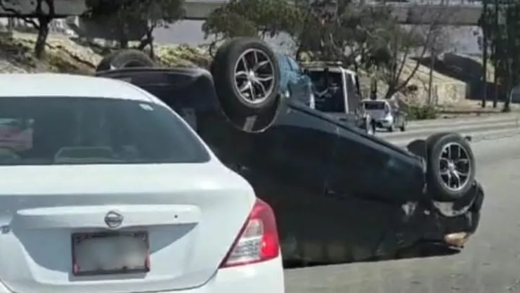 Accidente vehicular hoy 30 de septiembre en Tijuana: autoridades acuden a la zona del Costco