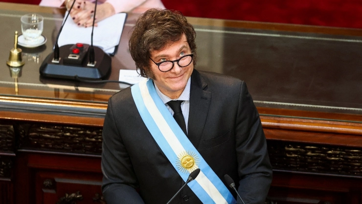 javier-milei-leyes-anti-casta-argentina