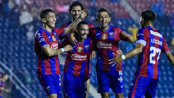 Atlante festeja gol en el Cd de los Deportes