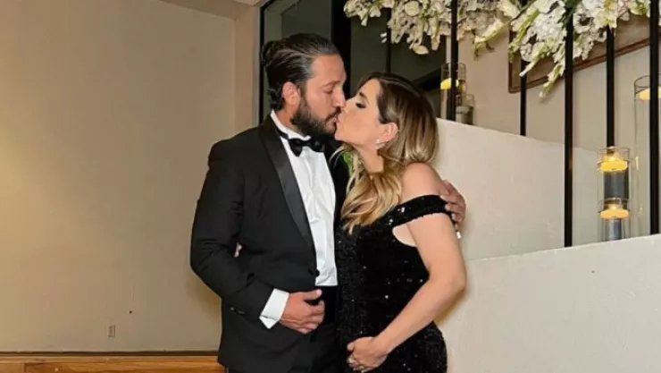 Jimena Longoria y Gualy le dan la bienvenida a su bebé