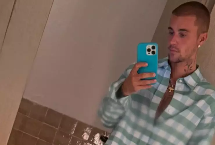 Video viral muestra a Justin Bieber recibiendo golpes frente a Hailey Bieber