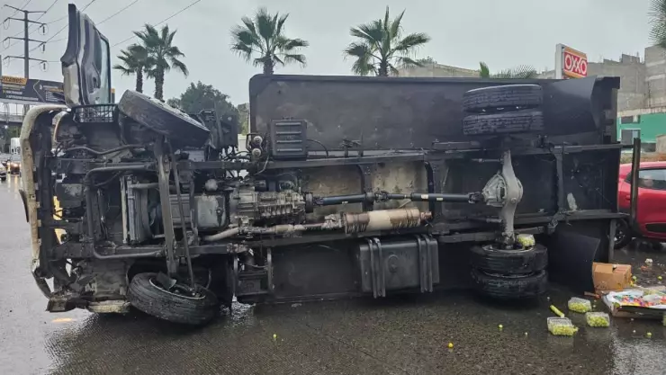 volcadura de camión