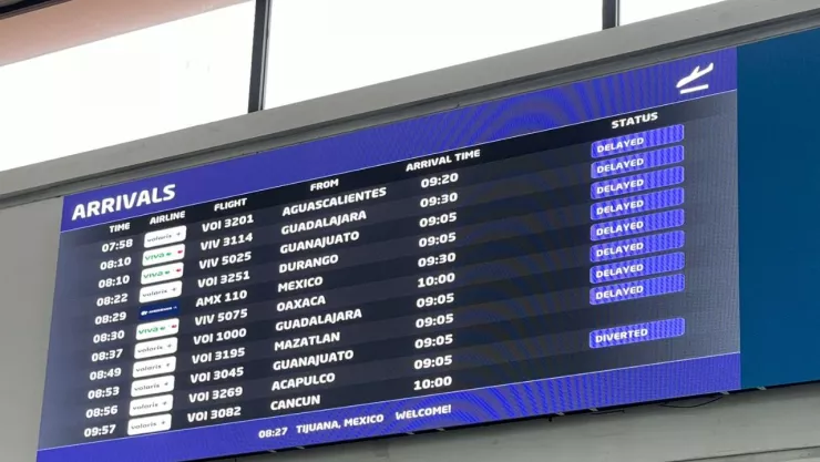 Aeropuerto Tijuana hoy jueves 5 de diciembre de 2024 ¿Cuántos vuelos están retrasados por neblina?