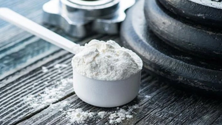 Uno de los suplementos más usados para el entrenamiento es la creatina, pero tiene advertencias claras para su uso