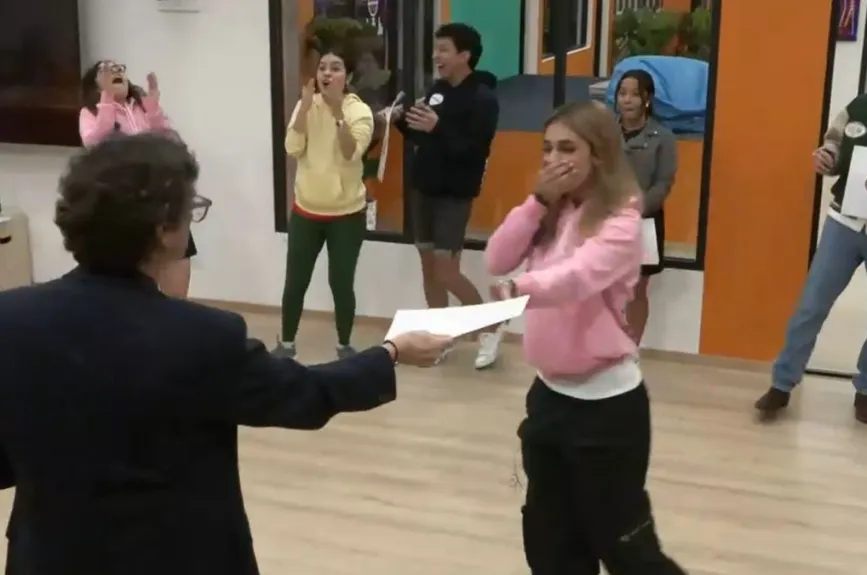 Mar Lara está fascinada y muy entusiasmada para empezar a trabajar con su canción