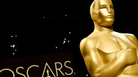 premio oscar estatuilla