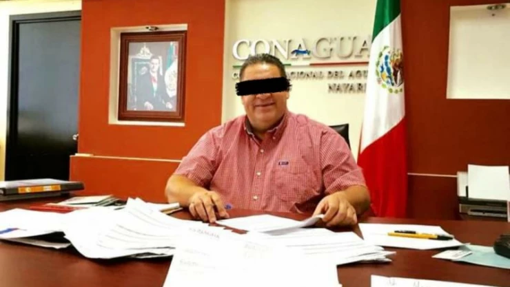 Detienen a ex alcalde de Nayarit por peculado. 