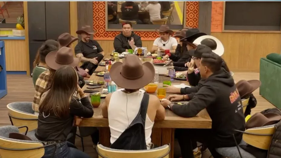 Los chismes más poderosos de los tiktokers en La Granja VIP.