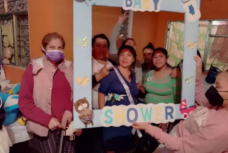 No van a su baby shower en Atizapán, publican en redes y llegó hasta Micky Mouse