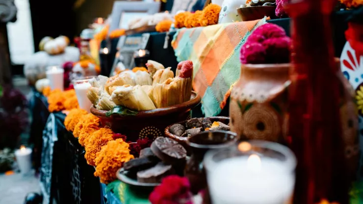 dia-de-muertos-significado-poner-atole-ofrenda.jpg