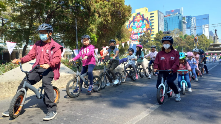 El primer Paseo Nocturno “Muévete en Bici” del 2023 tendrá como temática principal el Día del Amor y la Amistad.