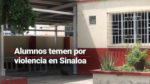 Los alumnos de una escuela entraron en pánico al escuchar la explosión de una llanta ponchada.