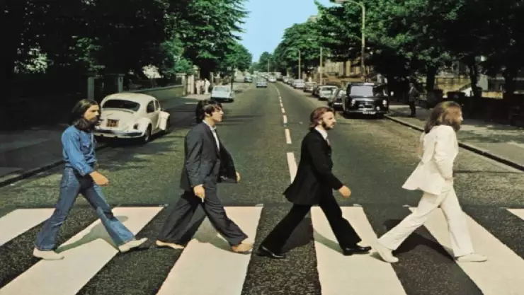 Abbey-Road-la-historia-de-la-portada-de-los-Beatles.jpg
