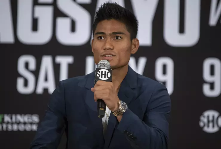 Mark Magsayo Rey Vargas pelea campeonato pluma cmb