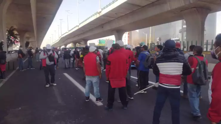 trabajadores-bloqueo-naucalpan