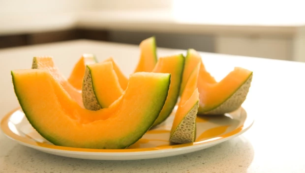 La fruta que sirve para el estreñimiento y la inflamación del colon, según expertos
