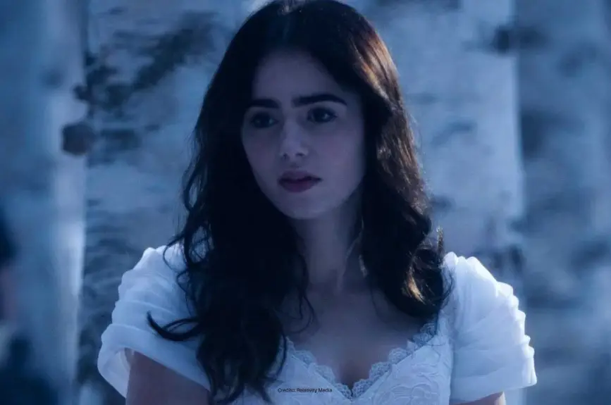 Lily-Collins-espejito-espejito
