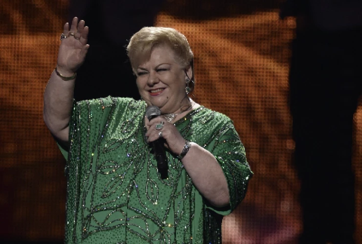 ¡Así se veía Paquita la del Barrio de joven! Fotos de su juventud que no habías visto.jpg