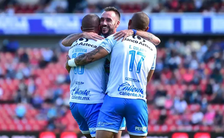 Puebla vence a Querétaro y es líder.jpg