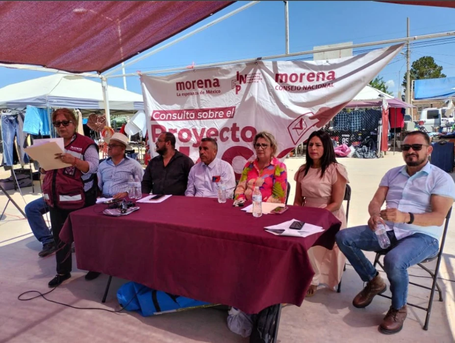 morena consulta Twitter.jpg