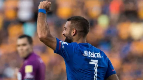 Martin Cauteruccio con Cruz Azul