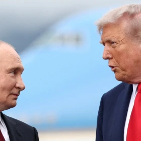 Donald Trump pausa paquete de sanciones económicas contra Rusia