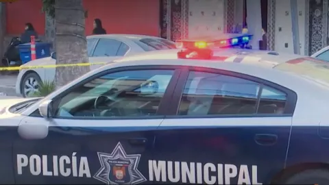 Hallan a hombre sin vida con golpes en cabeza en Corona del Mar