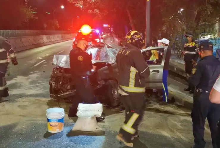CHOQUE MURO CONTENCIÓN VIADUCTO.jpeg