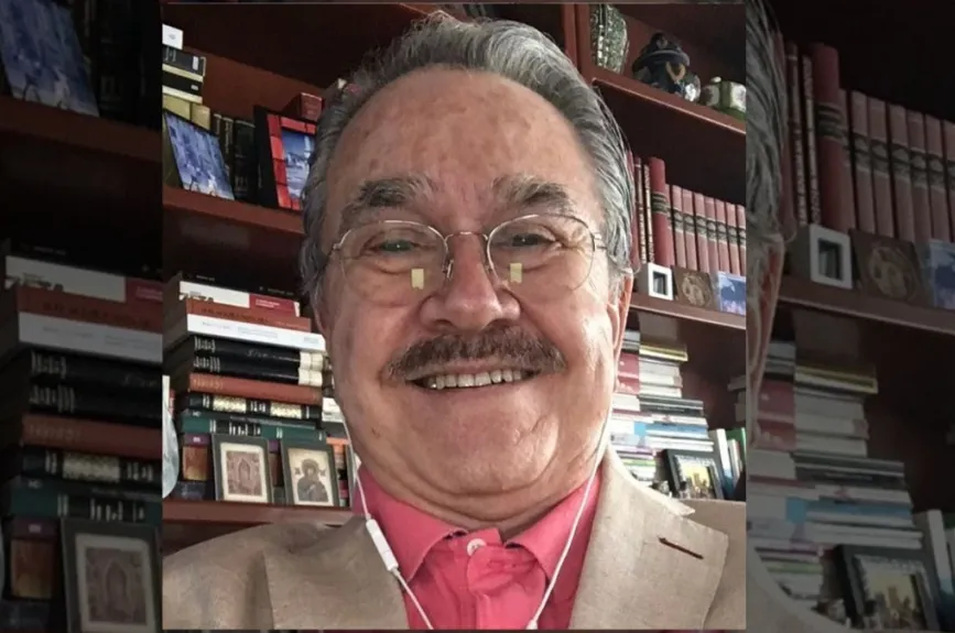 Pedrito selfie sonriendo.jpg