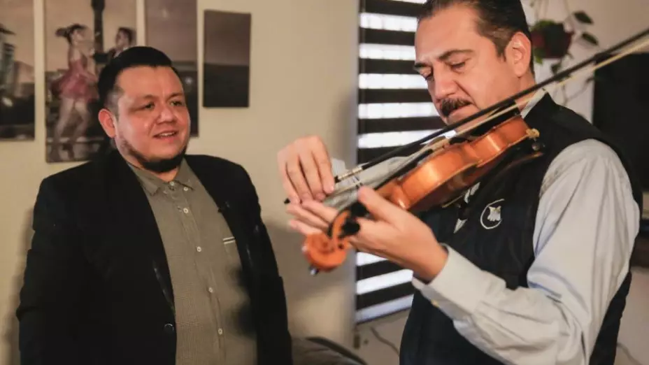 Editorial Jorge Zarza.jpeg