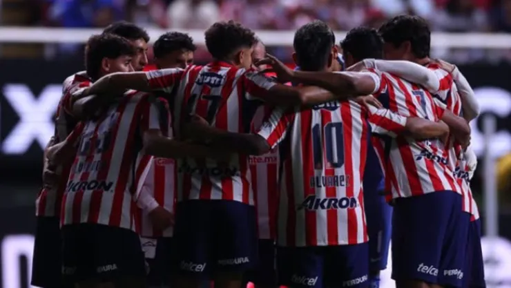 cuantos-millones-dolares-chivas-gano-mercado-fichajes