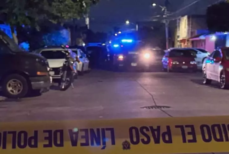 cinta de policía patrulla y autos