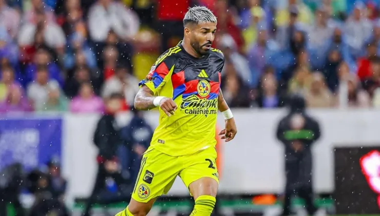 Rodrigo Aguirre, jugador del América