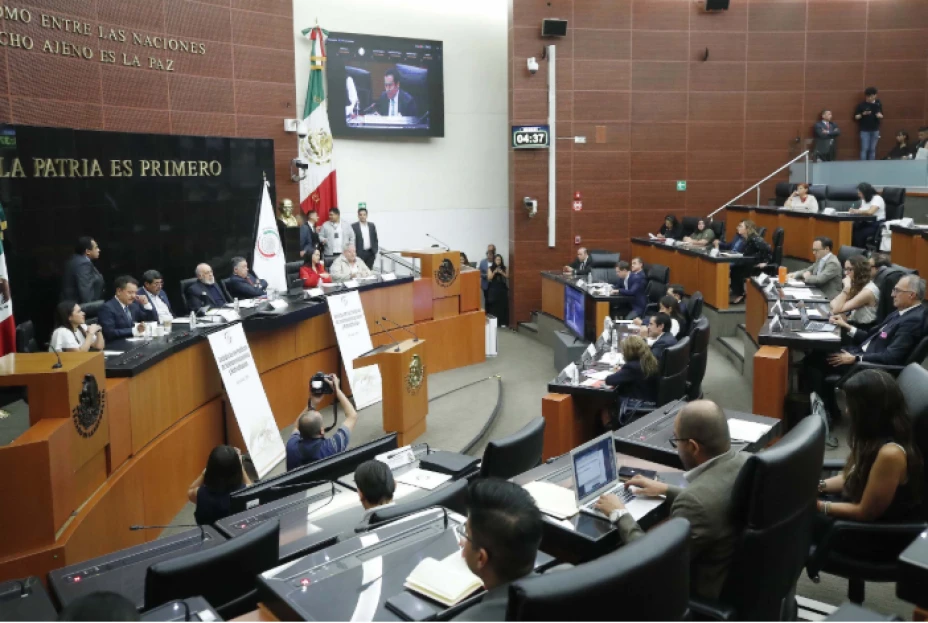 senado ley censura.png