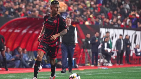 Efra&iacute;n &Aacute;lvarez