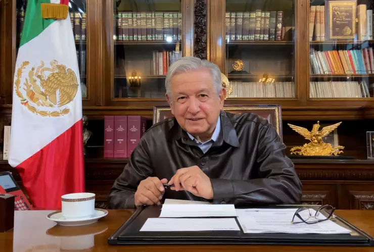 AMLO afirma que se recupera de COVID-19 sin tratamiento antiviral
