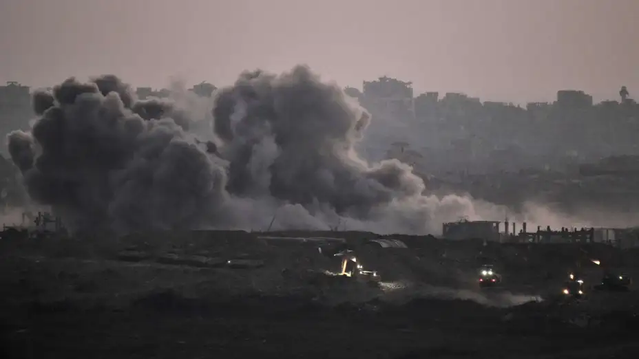 Escena tras un bombardeo israelí en la Franja de Gaza.