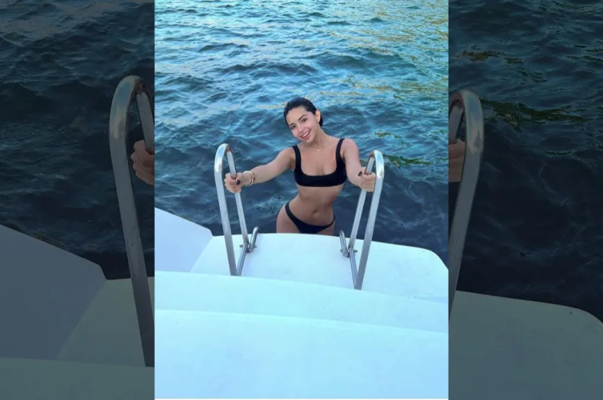 Angela en el mar.jpg