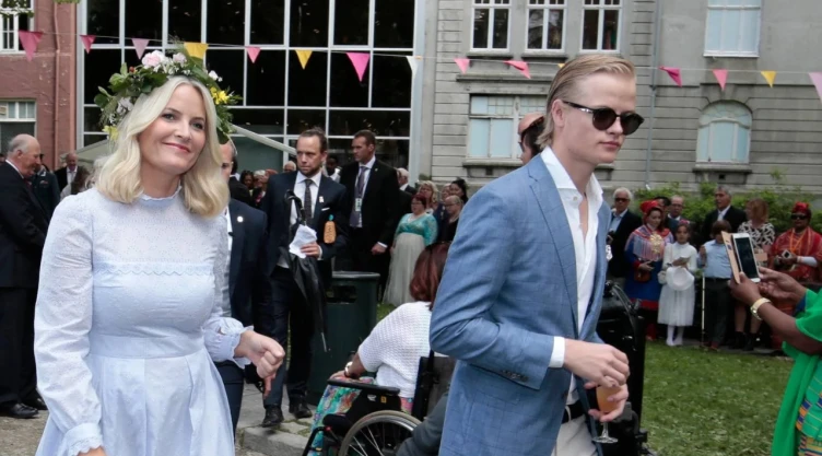 Hijo de la princesa Mette-Marit de Noruega en prisión preventiva