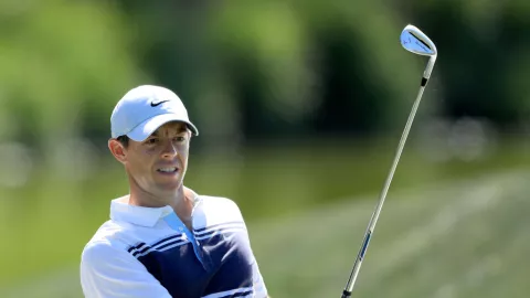 Rory Mcllroy es líder en Dubai después de tres rondas