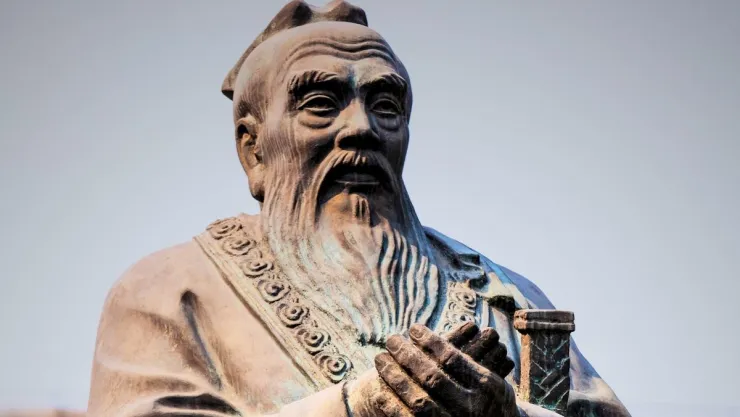 Confucio, filósofo chino, sobre la disciplina El hombre superior se exige a sí mismo; el hombre inferior exige a los demás”.jpg