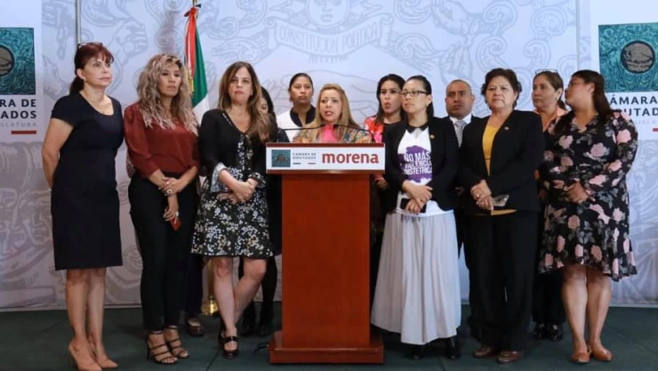 Diputadas piden destitución.jpg