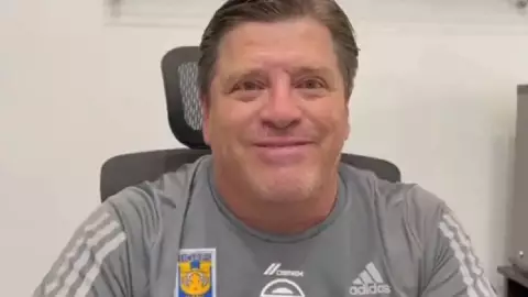 Video Miguel Herrera pide a regios bañarse en 3 minutos