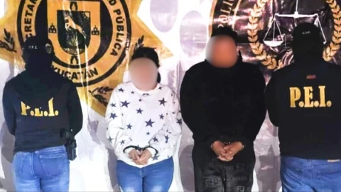 Entró la policía a una casa en Dzununcán y lo que encuentra deja a todos en SHOCK; hay dos detenidos.jpg