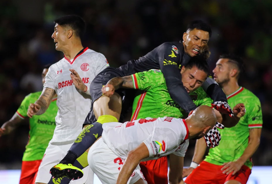 Alfredo Talavera Carlos González FC Juárez Toluca