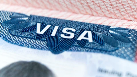 ¿Es México? Los latinos de este país obtuvieron la mayor cantidad de ciudadanías de EUA