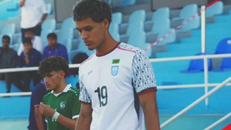 Zidane Yousuf en un partido con Bangladesh