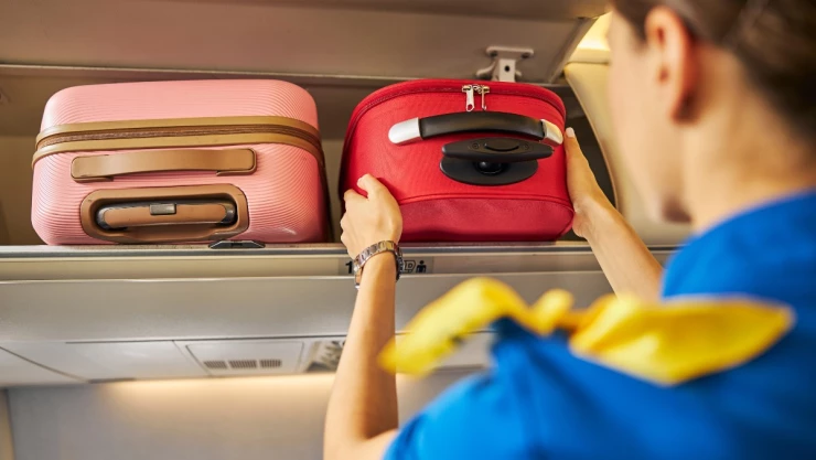 Azafata es agredida sexualmente en avión