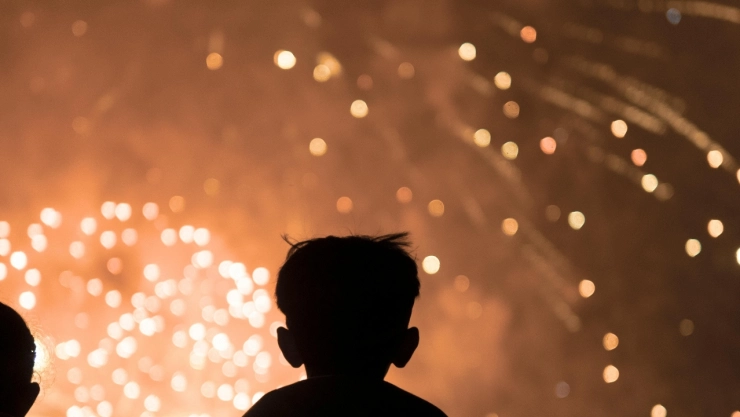 Usar juegos pirotécnicos en fiestas decembrinas debe ser con responsabilidad.